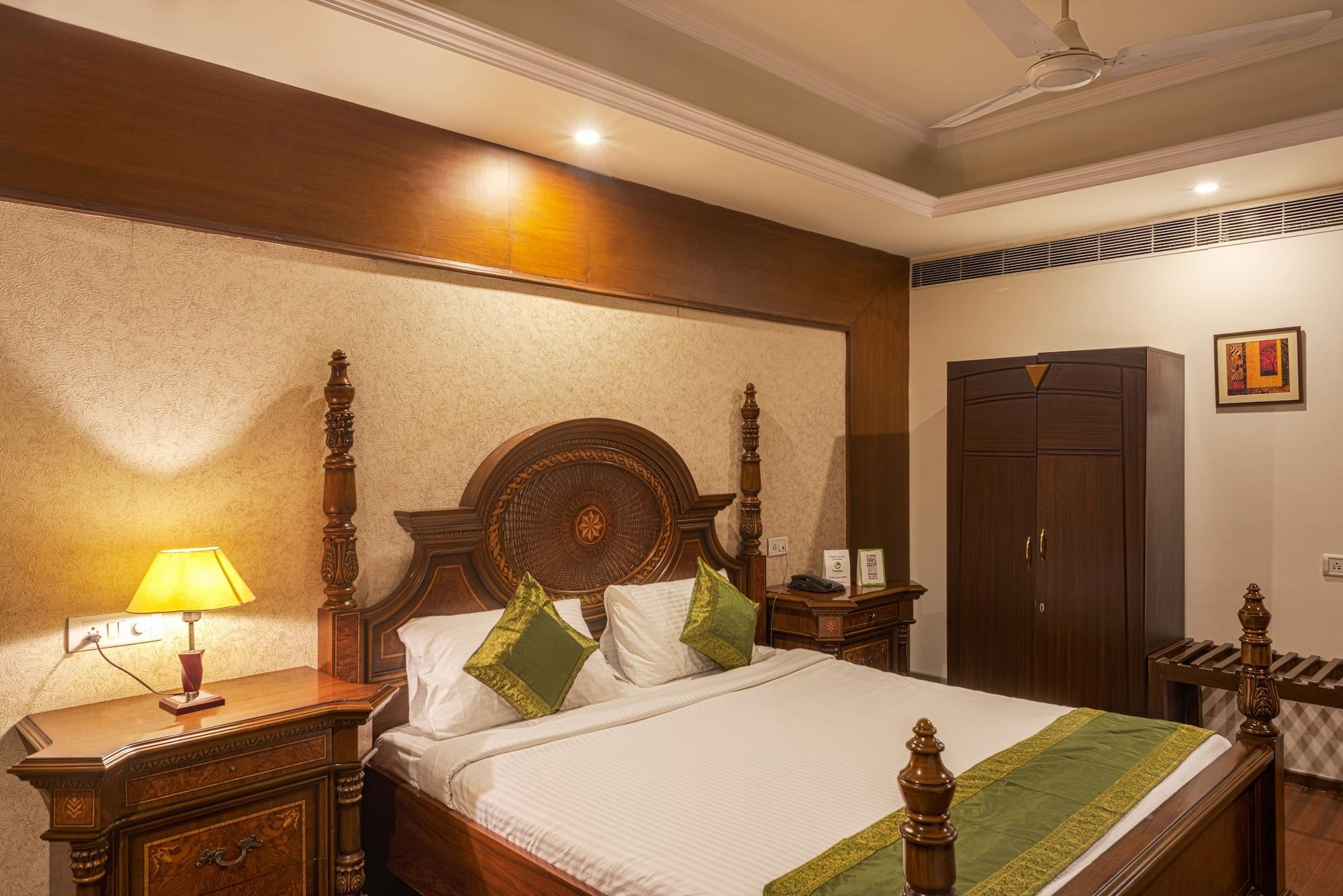Treebo Trend Grand Plaza Nampally Hyderabad Eksteriør bilde