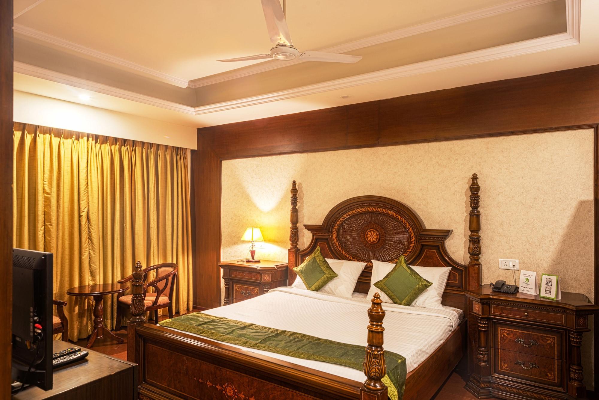 Treebo Trend Grand Plaza Nampally Hyderabad Eksteriør bilde