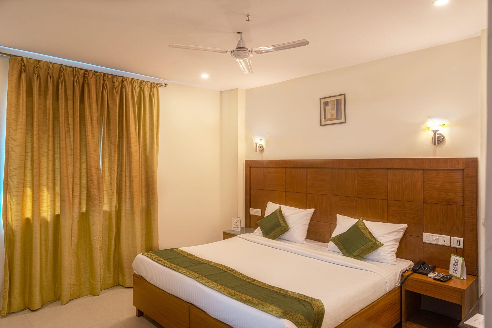 Treebo Trend Grand Plaza Nampally Hyderabad Eksteriør bilde