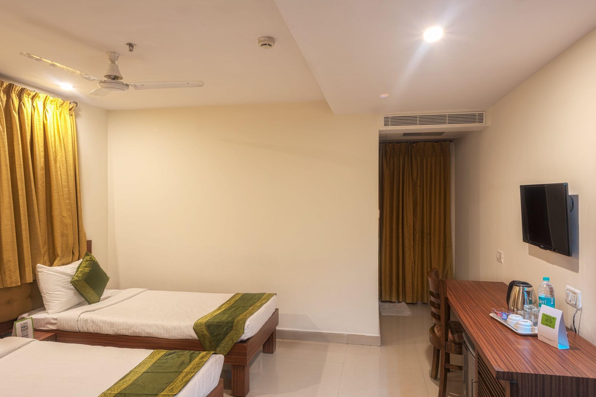 Treebo Trend Grand Plaza Nampally Hyderabad Eksteriør bilde