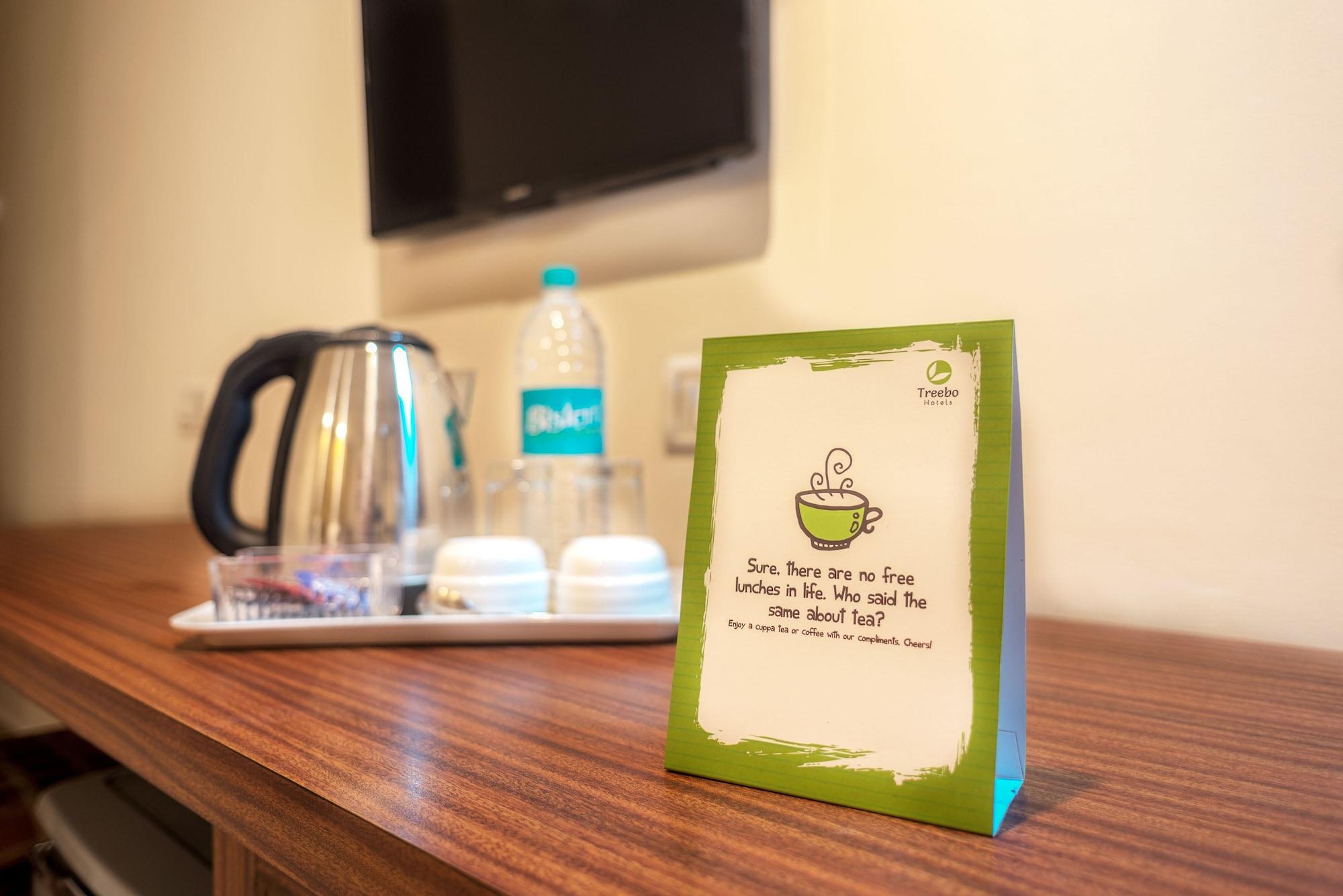 Treebo Trend Grand Plaza Nampally Hyderabad Eksteriør bilde