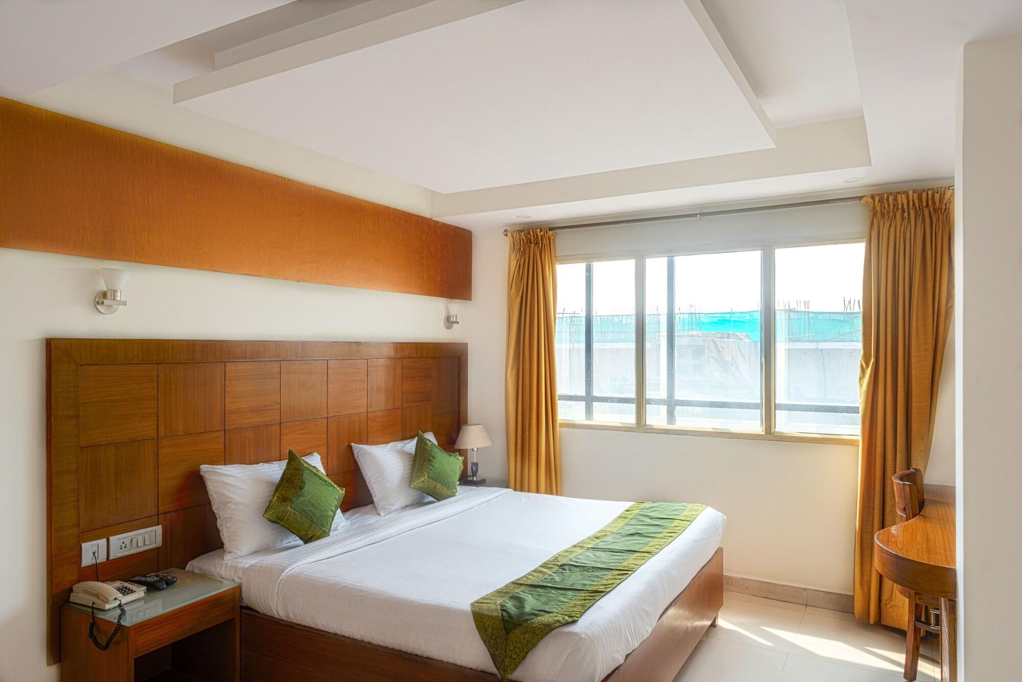 Treebo Trend Grand Plaza Nampally Hyderabad Eksteriør bilde