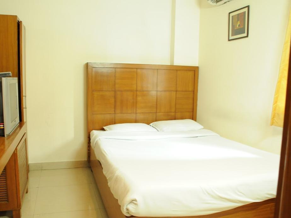 Treebo Trend Grand Plaza Nampally Hyderabad Eksteriør bilde