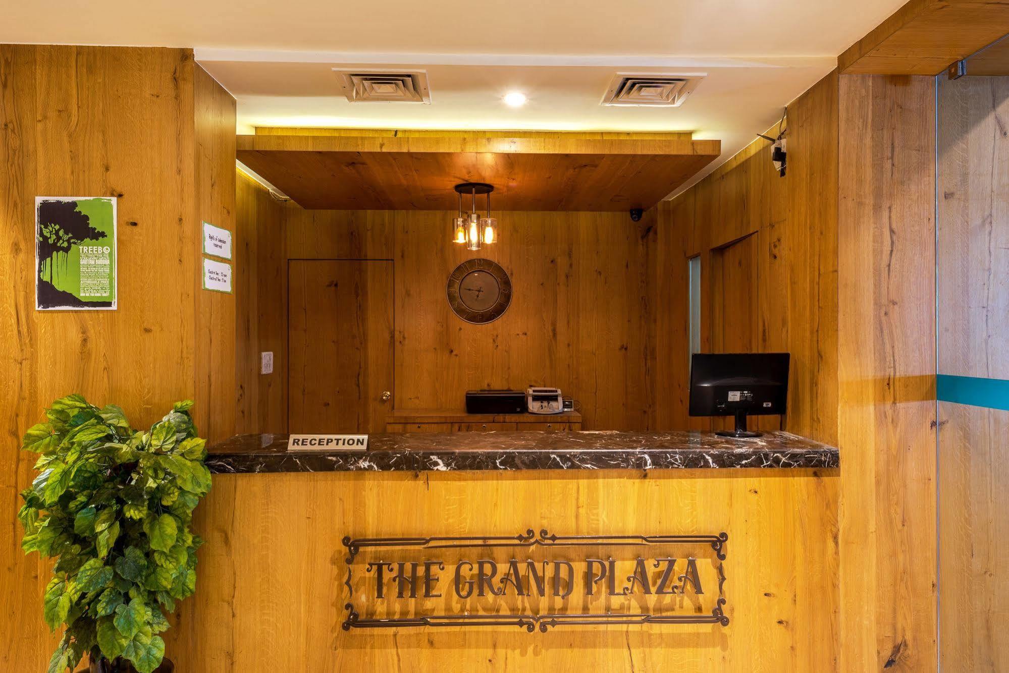 Treebo Trend Grand Plaza Nampally Hyderabad Eksteriør bilde